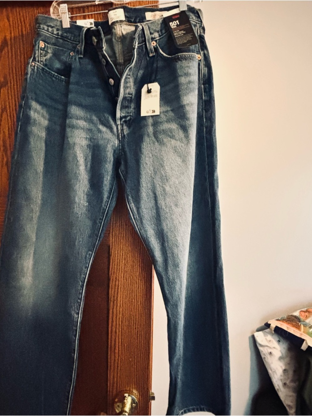 Levi's Straight Leg 501 Jeans in Medium Blue Wash
